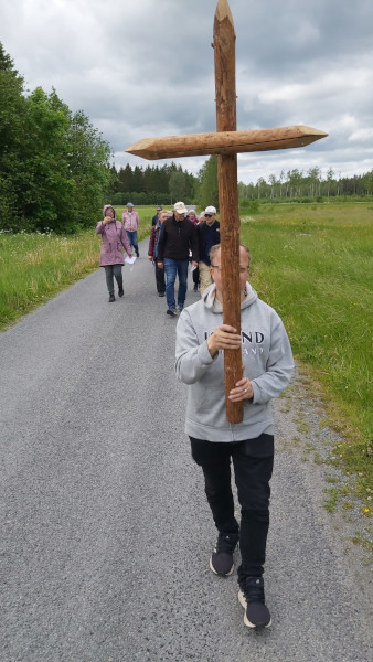 Palverännak: rist kõige ees